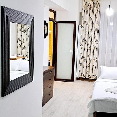 Isabell Home Iasi Exterior photo